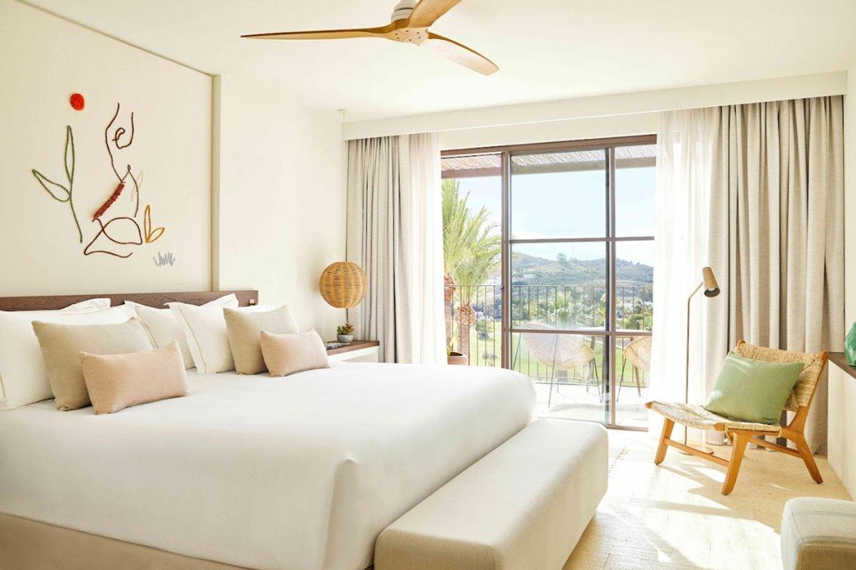 פואנגירולה La Zambra Resort-The Unbound Collection By Hyatt מראה חיצוני תמונה