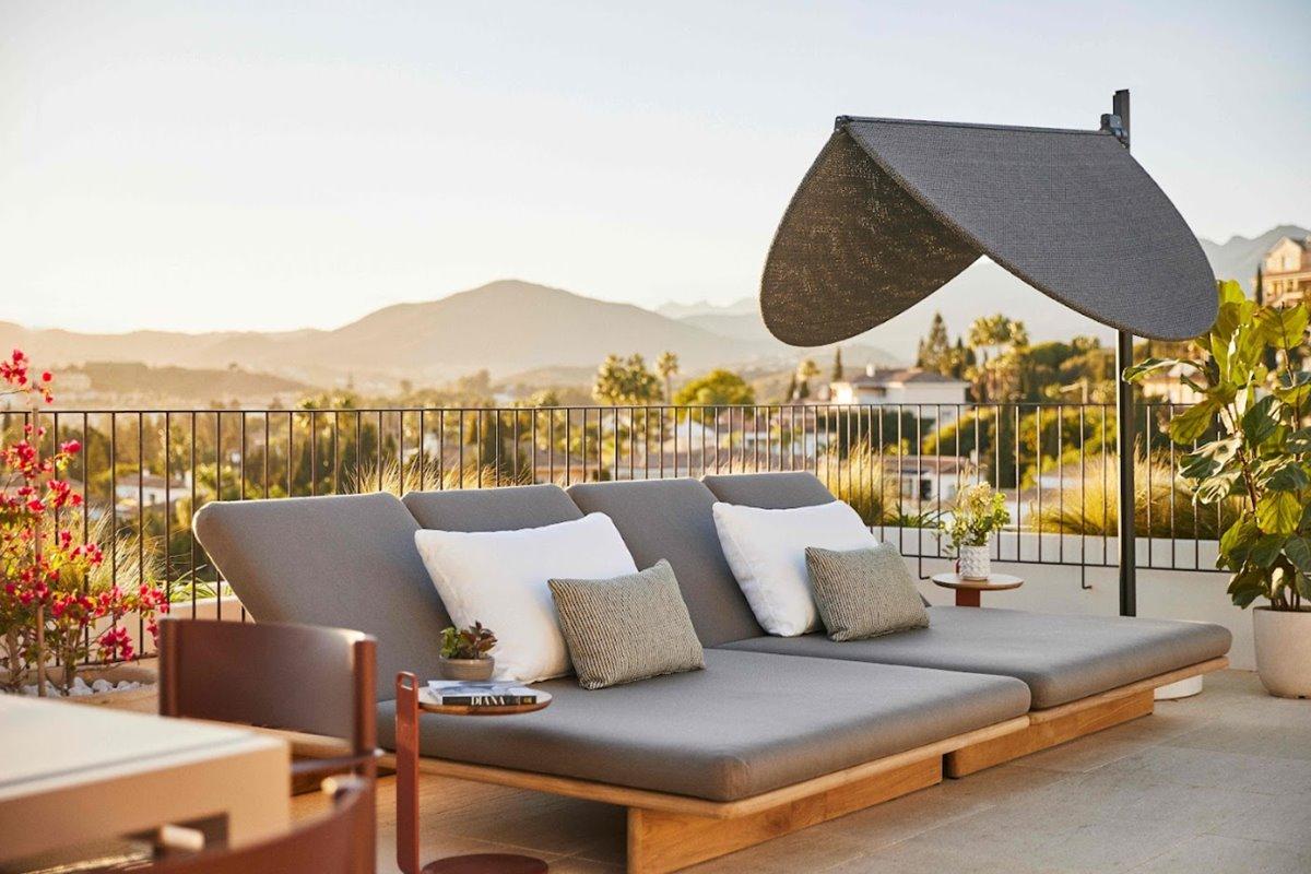פואנגירולה La Zambra Resort-The Unbound Collection By Hyatt מראה חיצוני תמונה