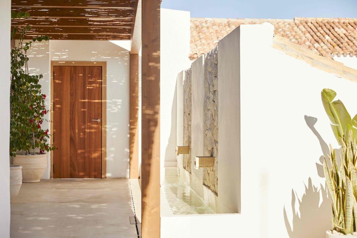 פואנגירולה La Zambra Resort-The Unbound Collection By Hyatt מראה חיצוני תמונה