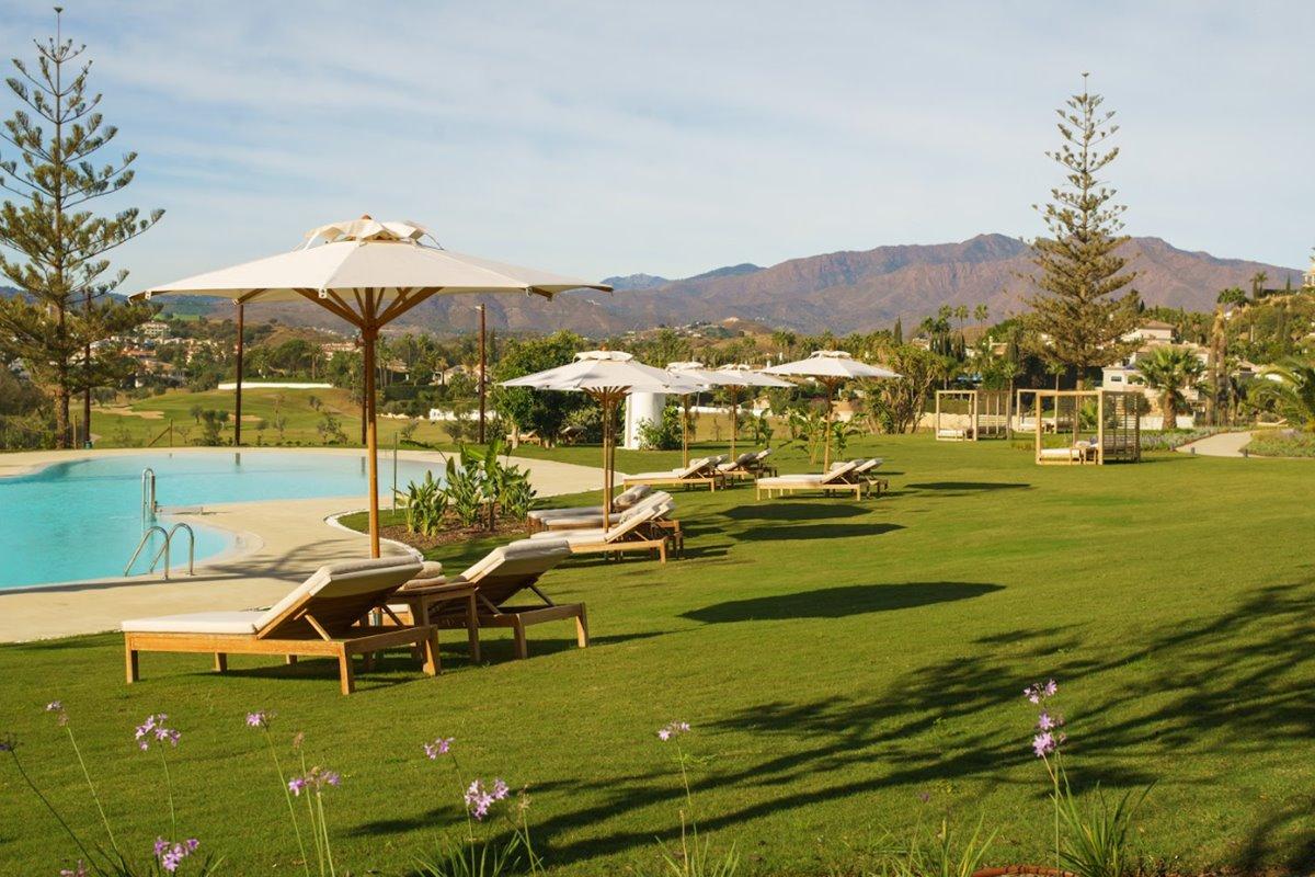 פואנגירולה La Zambra Resort-The Unbound Collection By Hyatt מראה חיצוני תמונה