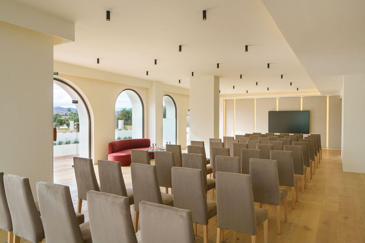 פואנגירולה La Zambra Resort-The Unbound Collection By Hyatt מראה חיצוני תמונה